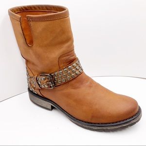 {Steve Madden}Frankie Leather Studded Moto Boots